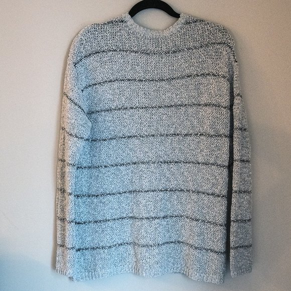 OLSEN LONG SLEEVE SWEATER NWOT - Picture 3 of 3